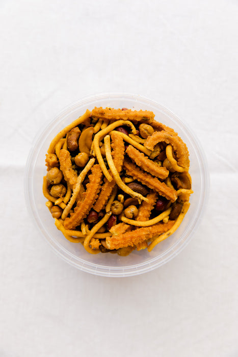 Bombay Mix Sharing Tub